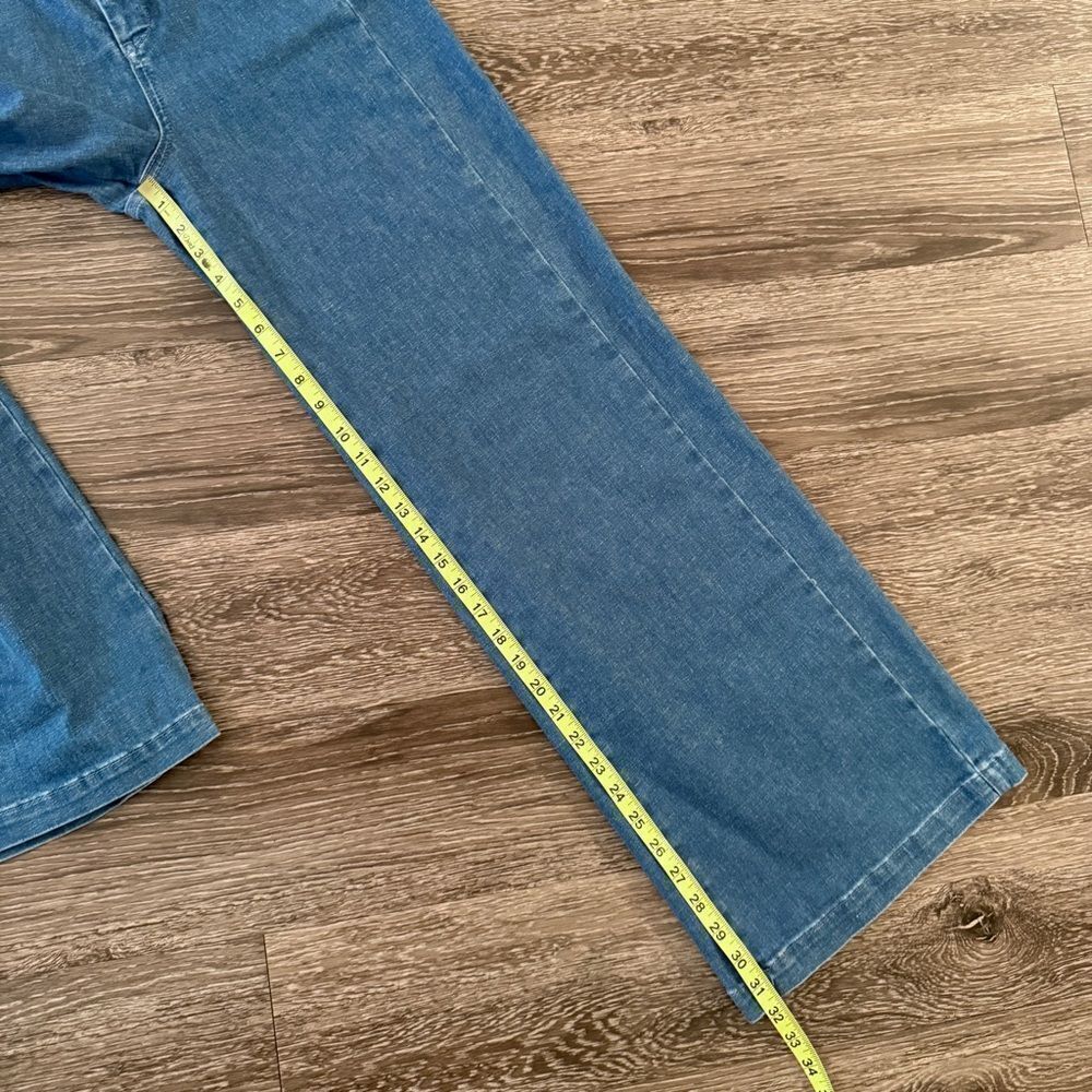 Pilcro Wide Leg Jeans - Picture 6 of 7